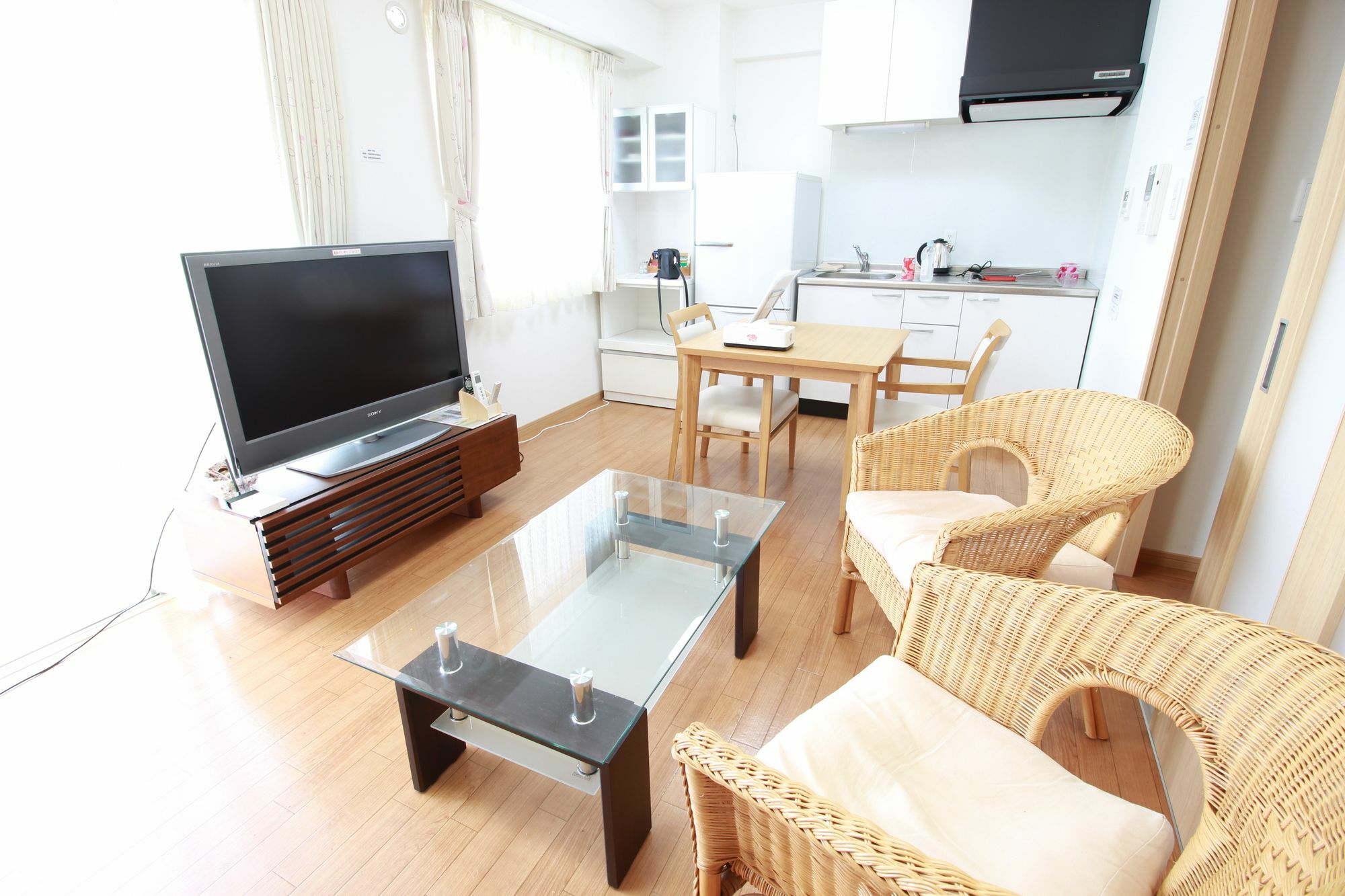 โรงแรมปาติโอ เคียวบะชิ โอซาก้า ภายนอก รูปภาพ